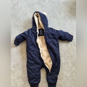 Baby Gap bunting suit 0-3 months only worn once